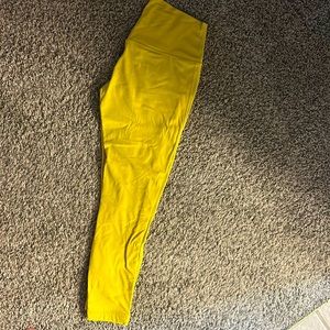 Lululemon Golden/yellow leggings size 10